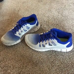 blue and white nikes mens shoes